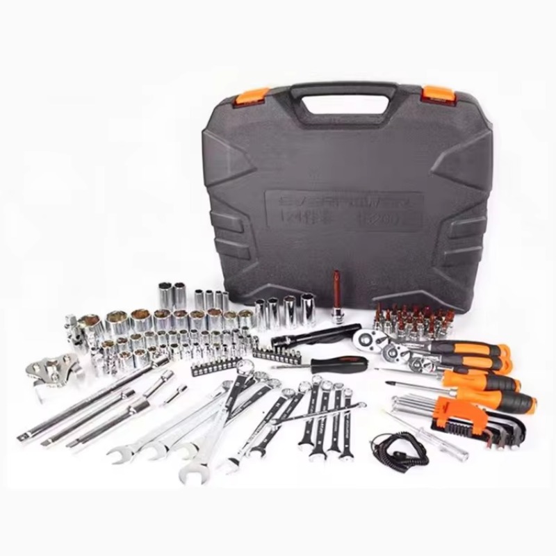 Profesjonalny, wytrzymały zest – Tools Set Workshop recenzja i cena