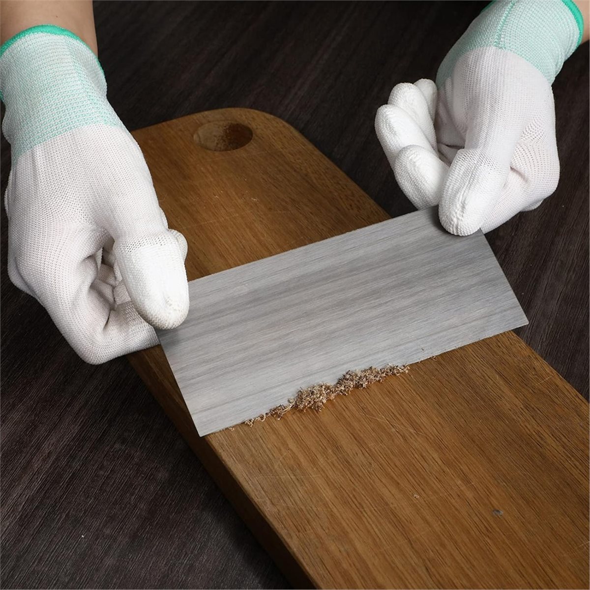 Nowy skrobak do kart i polerka – Card Scraper Cabinet recenzja i cena